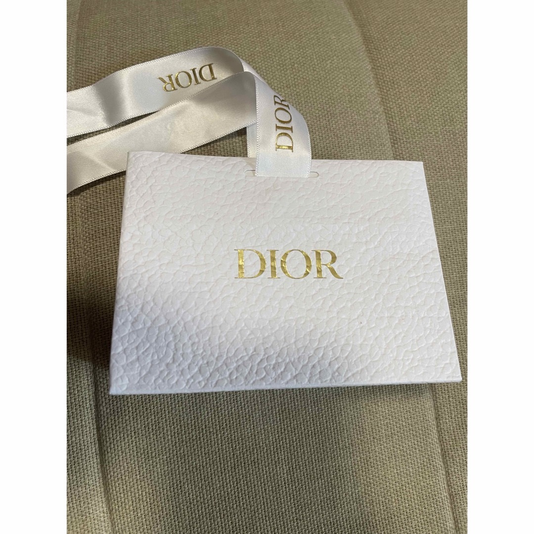 ディオール DIOR ショッパー 紙袋  ギフト袋 リボン付き レディースのバッグ(ショップ袋)の商品写真