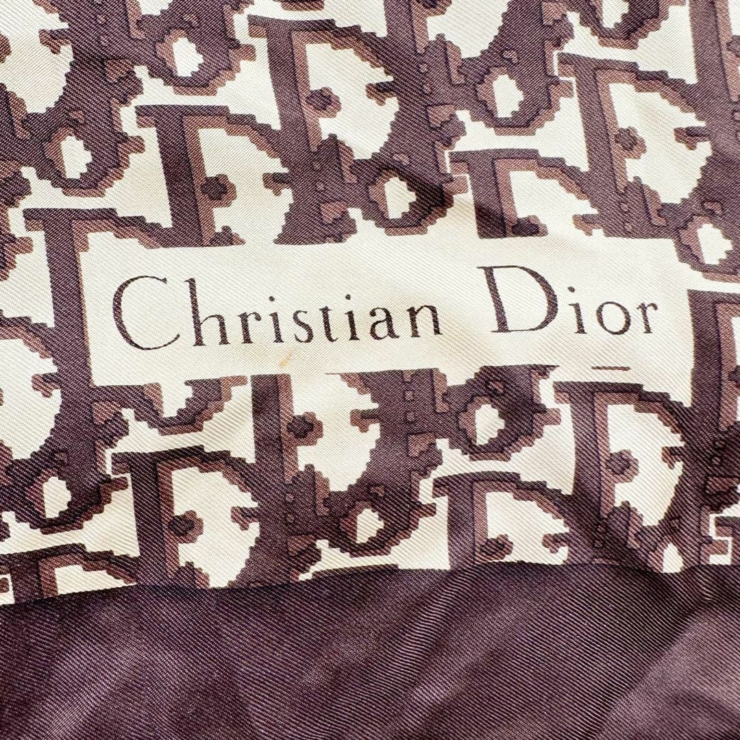 Christian Dior(クリスチャンディオール)のクリスチャンディオール　トロッター  大判スカーフ　モノグラム　茶色　袋付き レディースのファッション小物(バンダナ/スカーフ)の商品写真