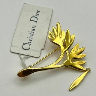 クリスチャンディオール(Christian Dior)の希少 美品 Christian Dior リーフ ブローチ　ゴールド　葉っぱ　木(ブローチ/コサージュ)