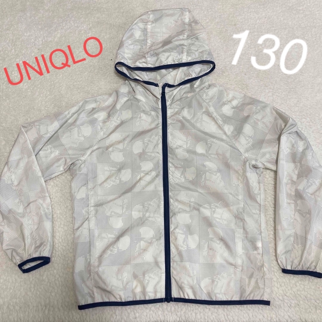 UNIQLO(ユニクロ)のスターウォーズ ブルゾン 130 ジャケット ジャンバー ユニクロ レインコート キッズ/ベビー/マタニティのキッズ服男の子用(90cm~)(ジャケット/上着)の商品写真