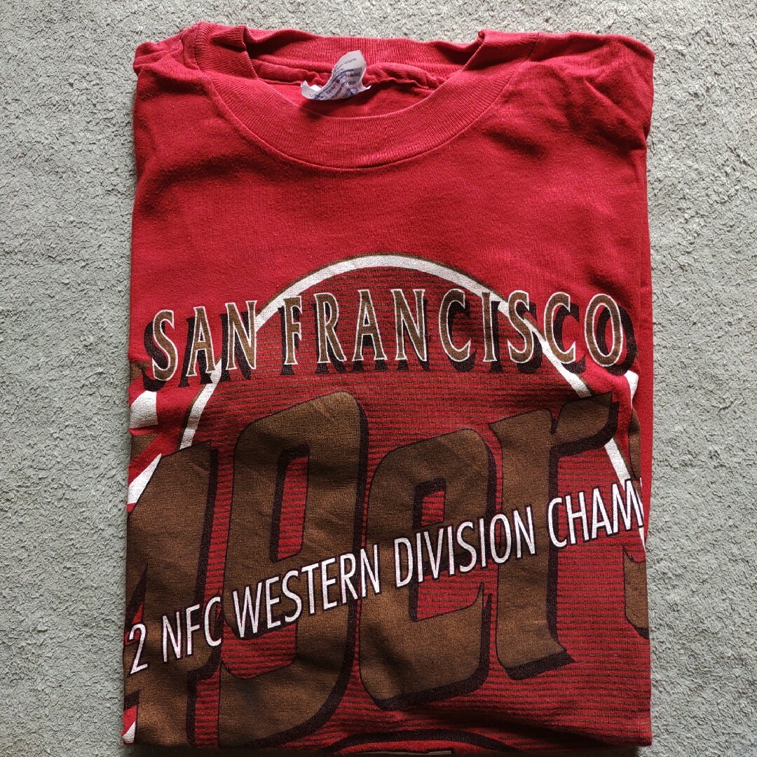 VINTAGE(ヴィンテージ)の90年代 サンフランシスコ49ers USA製 チームロゴTシャツ 赤 M メンズのトップス(Tシャツ/カットソー(半袖/袖なし))の商品写真