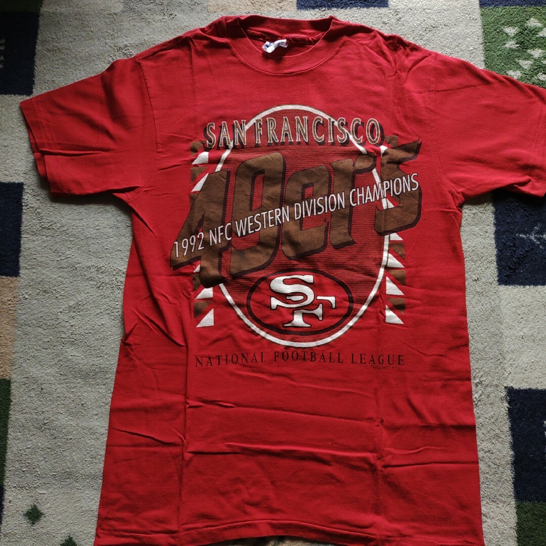 VINTAGE(ヴィンテージ)の90年代 サンフランシスコ49ers USA製 チームロゴTシャツ 赤 M メンズのトップス(Tシャツ/カットソー(半袖/袖なし))の商品写真