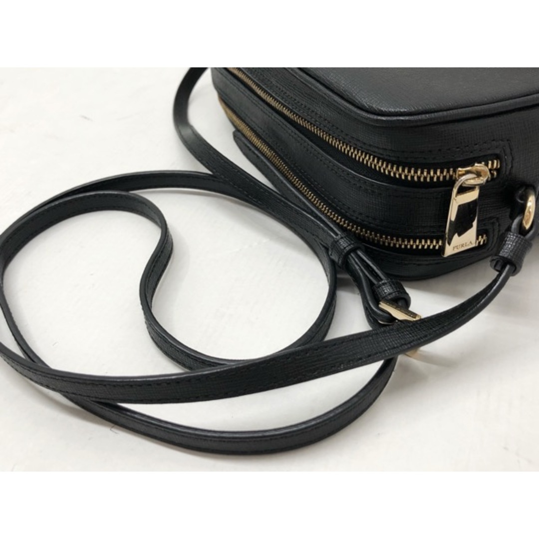 Furla(フルラ)のFURLA(フルラ) LILLI XL CROSSBODY BAG リリー クロスボディバッグ ショルダーバッグ ブラック / 824935 【C1181-007】 レディースのバッグ(ショルダーバッグ)の商品写真