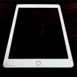 アイパッド(iPad)の9215 iPad5 第5世代 128GB SIMフリー(タブレット)