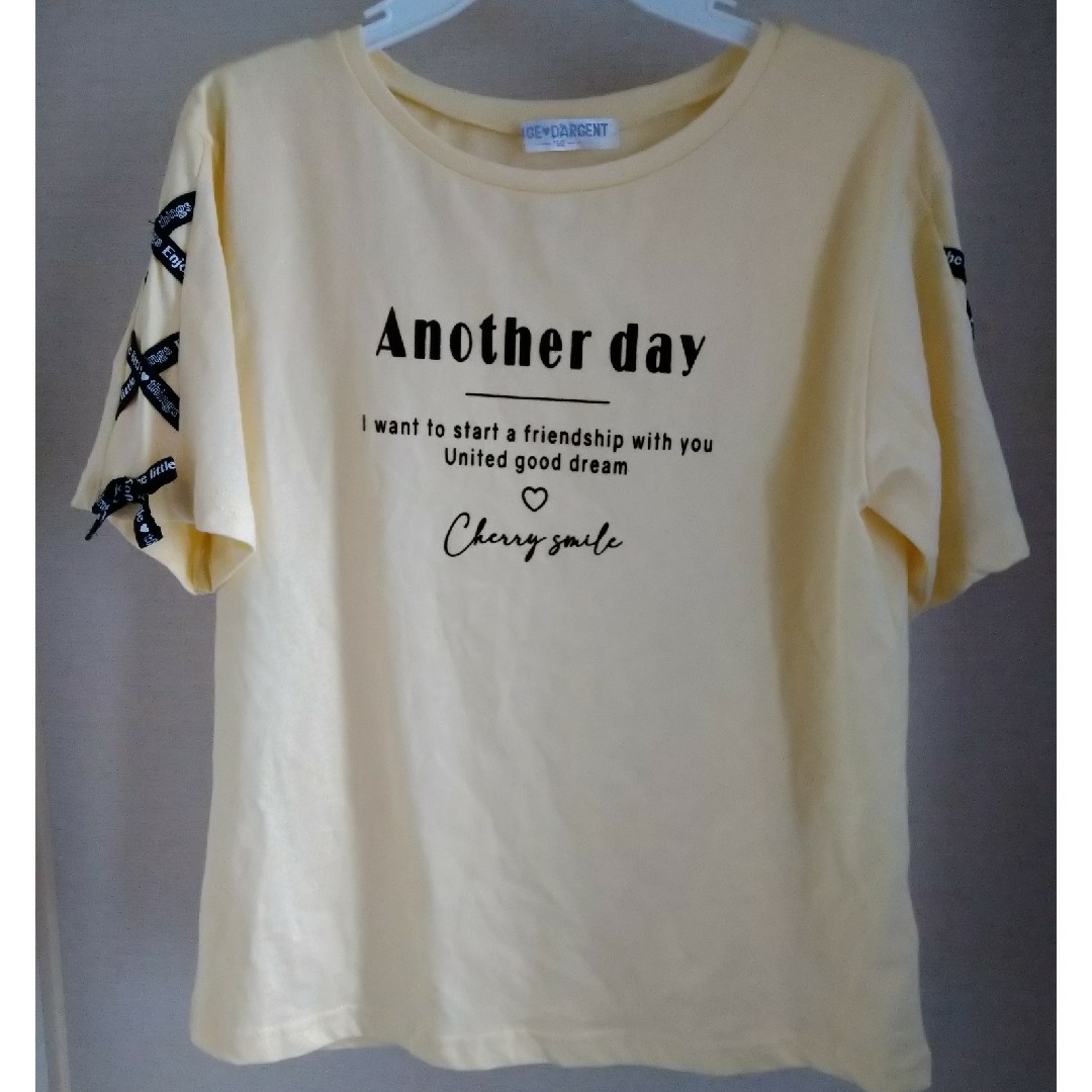 Tシャツ キッズ/ベビー/マタニティのキッズ服女の子用(90cm~)(Tシャツ/カットソー)の商品写真