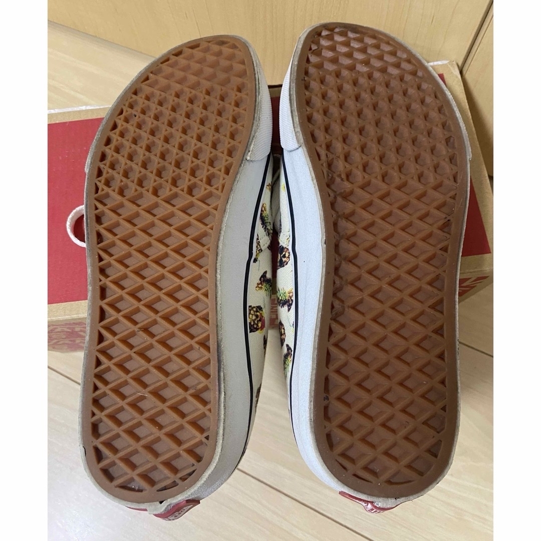 AUTHENTIC（VANS）(オーセンティック)のVANS AUTHENTIC パイナップルスカル  レディースの靴/シューズ(スニーカー)の商品写真