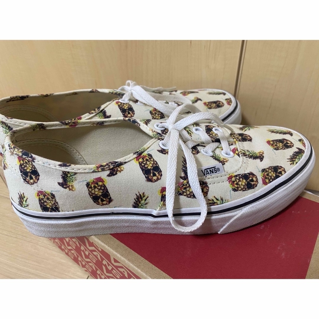 AUTHENTIC（VANS）(オーセンティック)のVANS AUTHENTIC パイナップルスカル  レディースの靴/シューズ(スニーカー)の商品写真