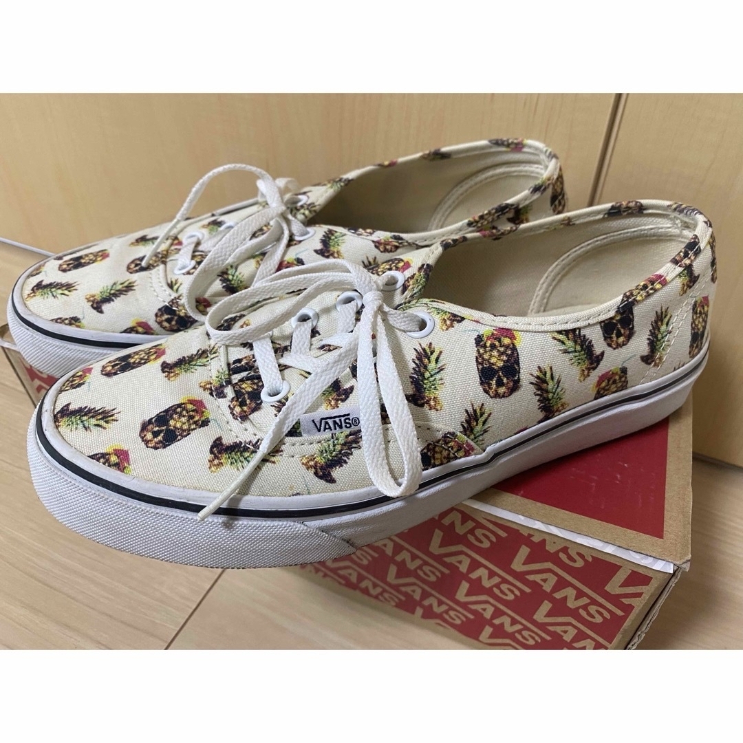 AUTHENTIC（VANS）(オーセンティック)のVANS AUTHENTIC パイナップルスカル  レディースの靴/シューズ(スニーカー)の商品写真