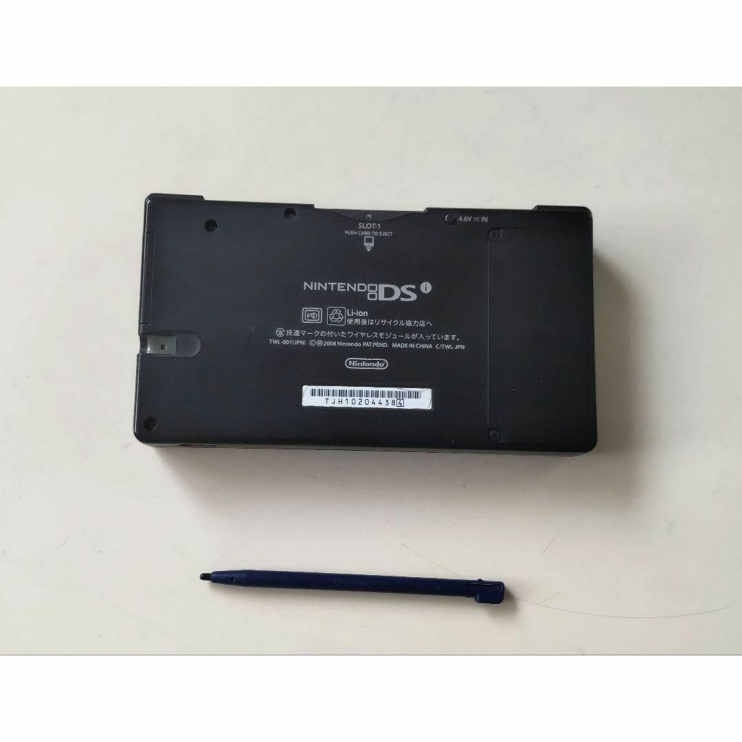 ニンテンドーDS(ニンテンドーDS)の【中古・良品】 NINTENDO ニンテントー DSI Black B04  エンタメ/ホビーのゲームソフト/ゲーム機本体(携帯用ゲーム機本体)の商品写真