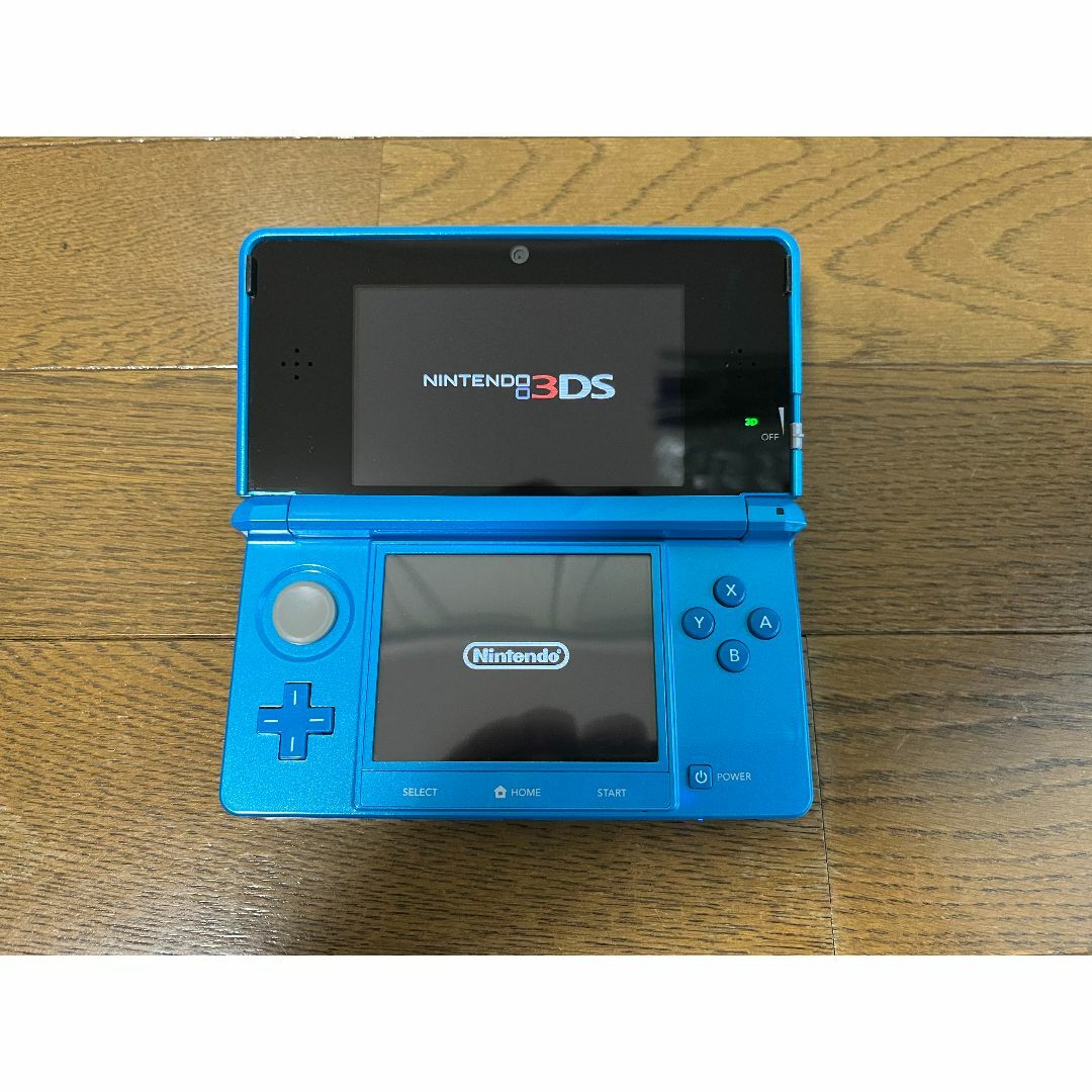 Nintendo3DS本体＋ソフト3本セット エンタメ/ホビーのゲームソフト/ゲーム機本体(携帯用ゲーム機本体)の商品写真