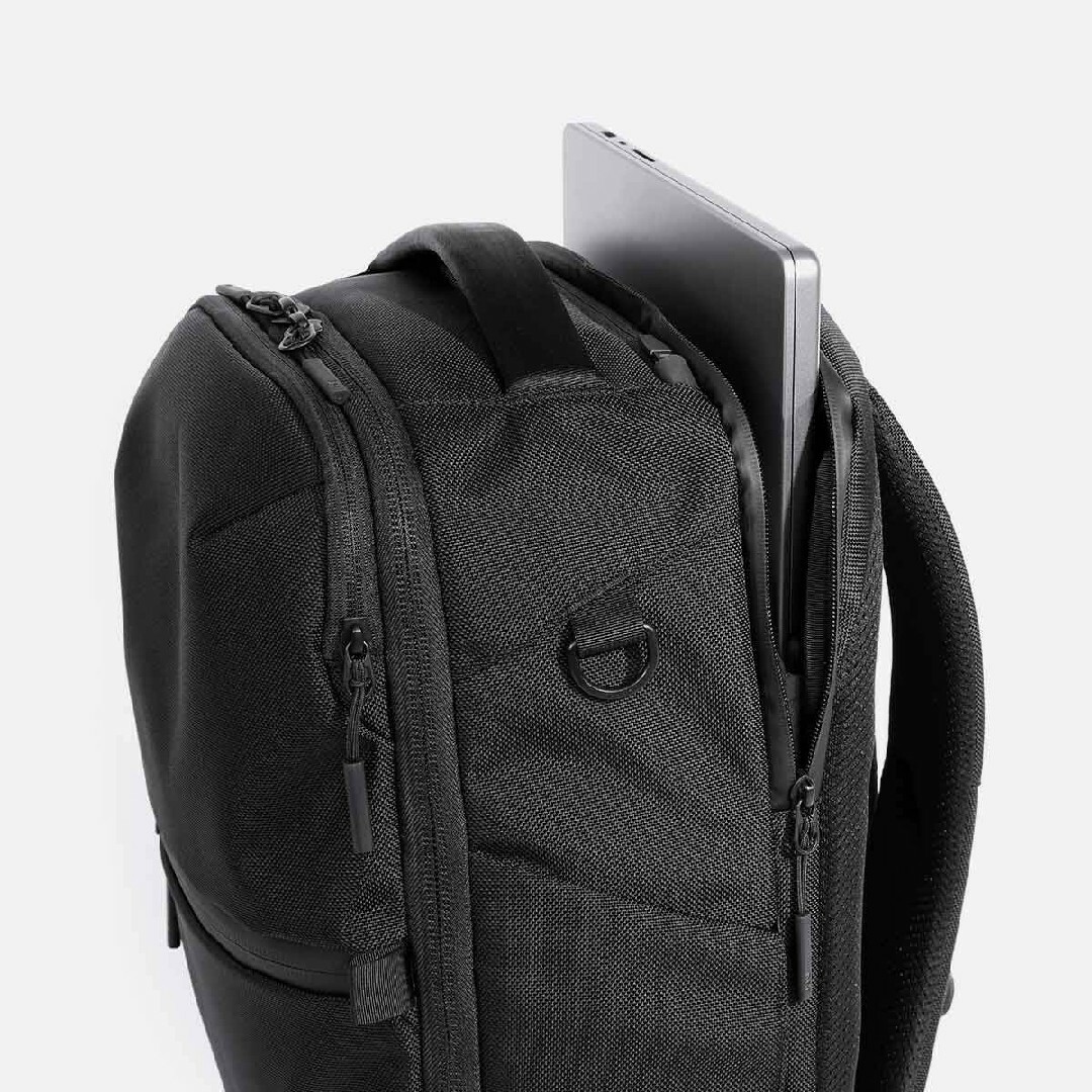 AER(エアー)のAer City Pack Pro Black エアーシティパックプロブラック メンズのバッグ(バッグパック/リュック)の商品写真