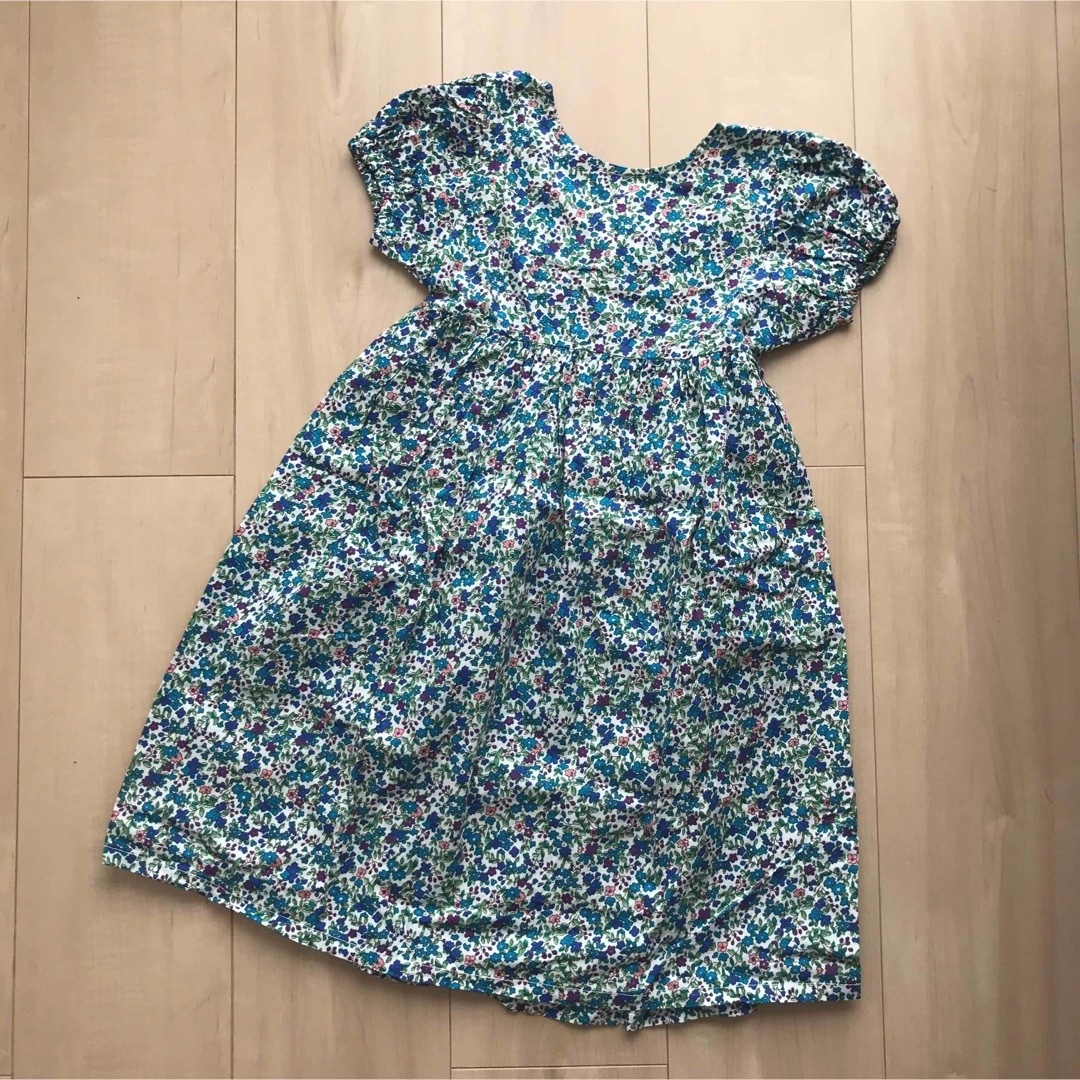 韓国子供服 花柄ワンピース 美品 キッズ/ベビー/マタニティのキッズ服女の子用(90cm~)(ワンピース)の商品写真