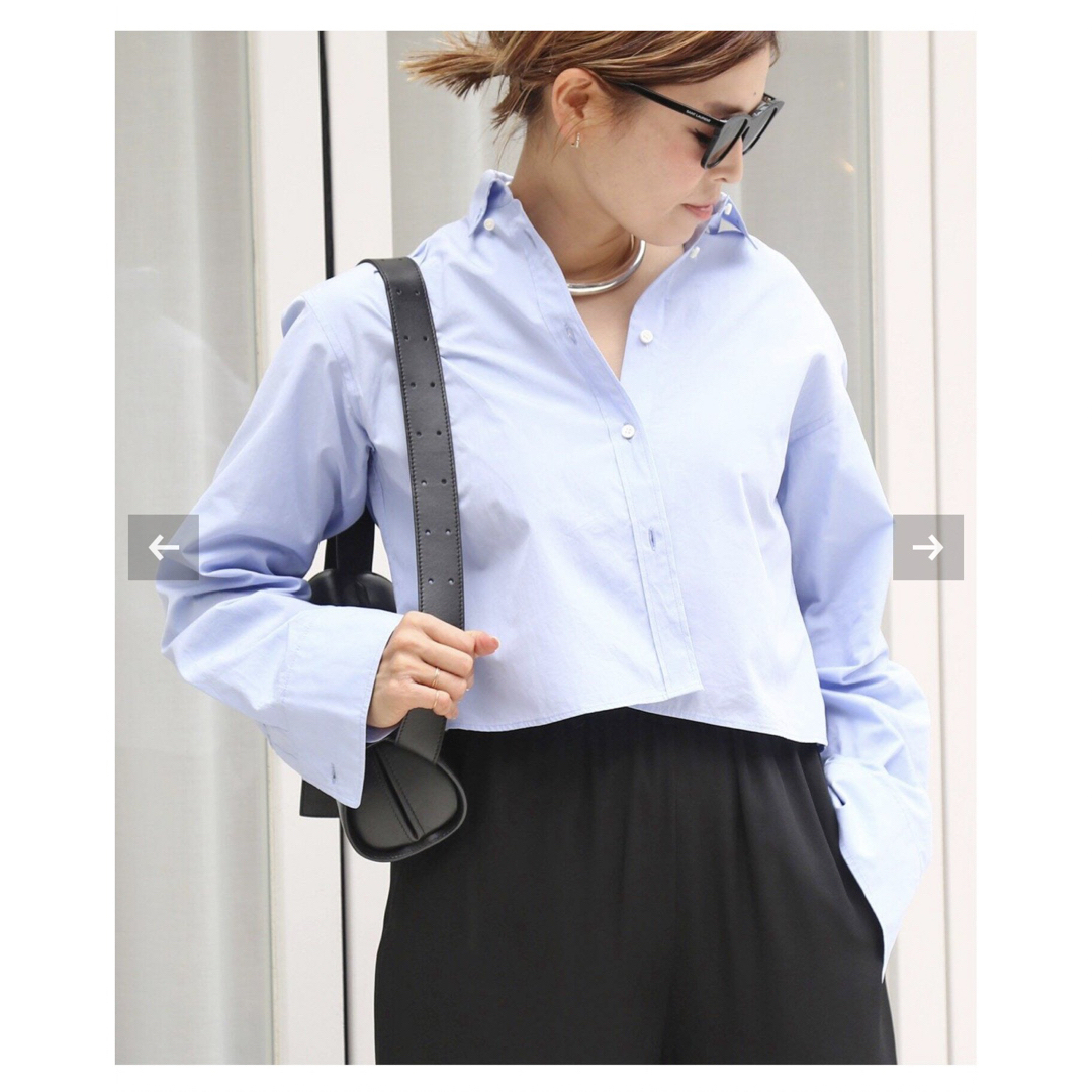 DEUXIEME CLASSE(ドゥーズィエムクラス)のDeuxieme Classe Cropped BD シャツ　新品タグ付き レディースのトップス(シャツ/ブラウス(長袖/七分))の商品写真