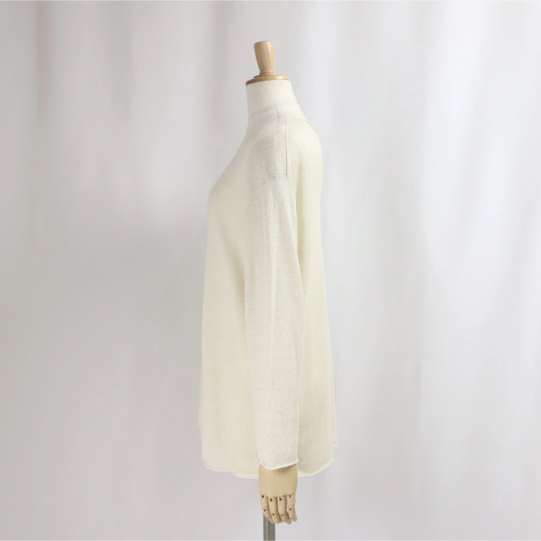 evam eva(エヴァムエヴァ)のevam eva washable linen v neck pullover レディースのトップス(ニット/セーター)の商品写真