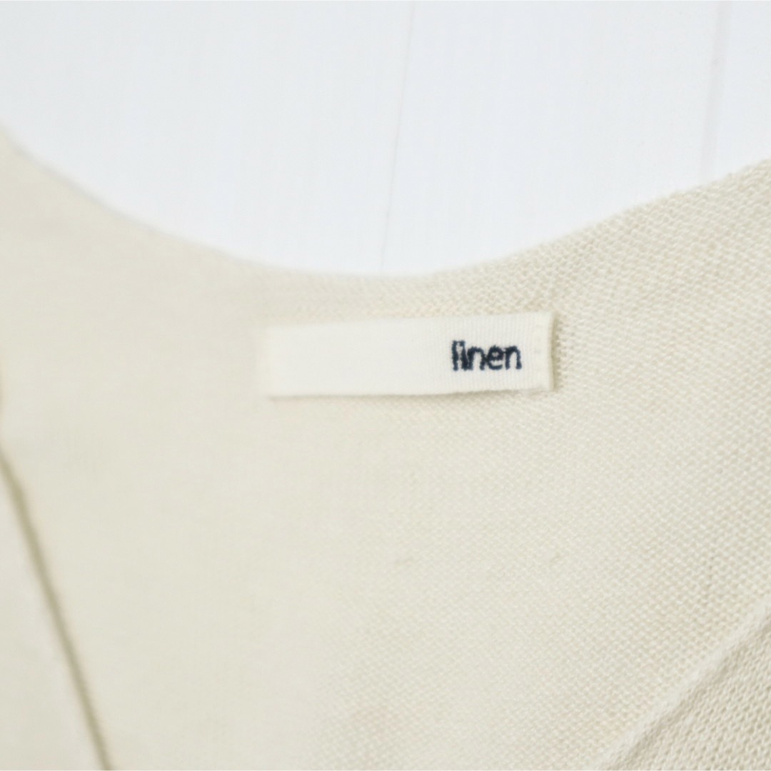 evam eva(エヴァムエヴァ)のevam eva washable linen v neck pullover レディースのトップス(ニット/セーター)の商品写真