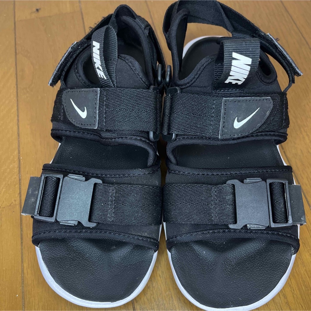 NIKE(ナイキ)のNIKE CANYON ナイキ キャニオン サンダル ブラック 22cm レディースの靴/シューズ(サンダル)の商品写真