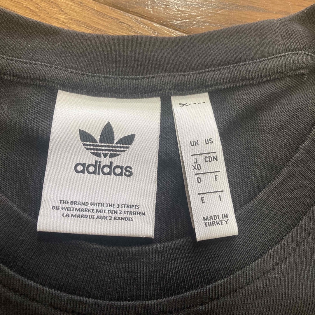 adidas(アディダス)のadidas    アディダス    ロンT    ブラック　メンズ　XXL メンズのトップス(Tシャツ/カットソー(七分/長袖))の商品写真