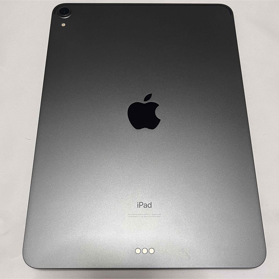 Apple(アップル)の即日発送 iPad Pro 11 第1世代 64GB Wi-Fiモデル スマホ/家電/カメラのPC/タブレット(PC周辺機器)の商品写真