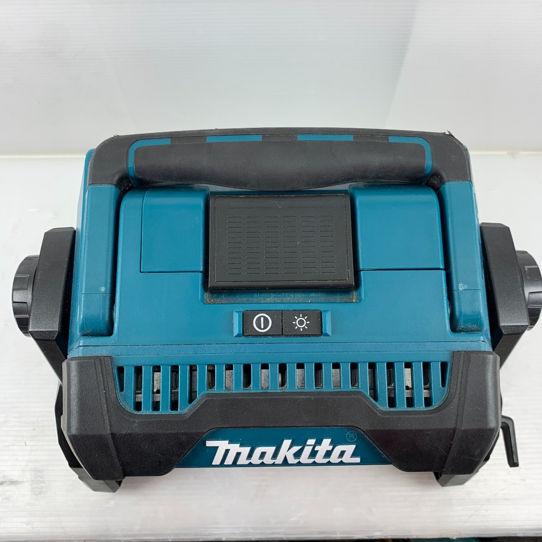 Makita(マキタ)のκκMAKITA マキタ 工具関連用品 充電式スタンドライト 本体のみ コードレス式 14.4v＋18v 09063 ML809 ブルー インテリア/住まい/日用品の文房具(その他)の商品写真