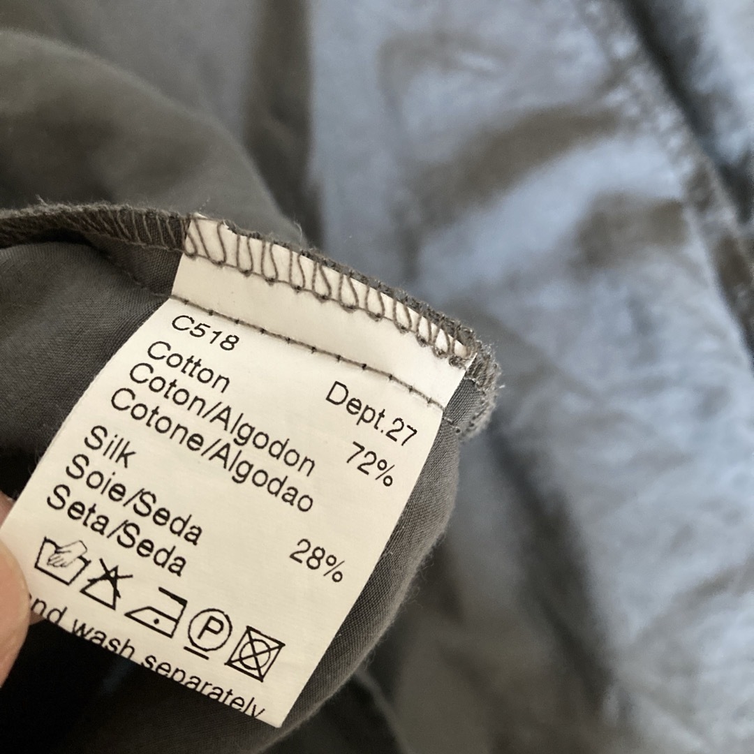 ハンガリー製　GERARD DAREL ブラウス　グレー レディースのトップス(シャツ/ブラウス(長袖/七分))の商品写真