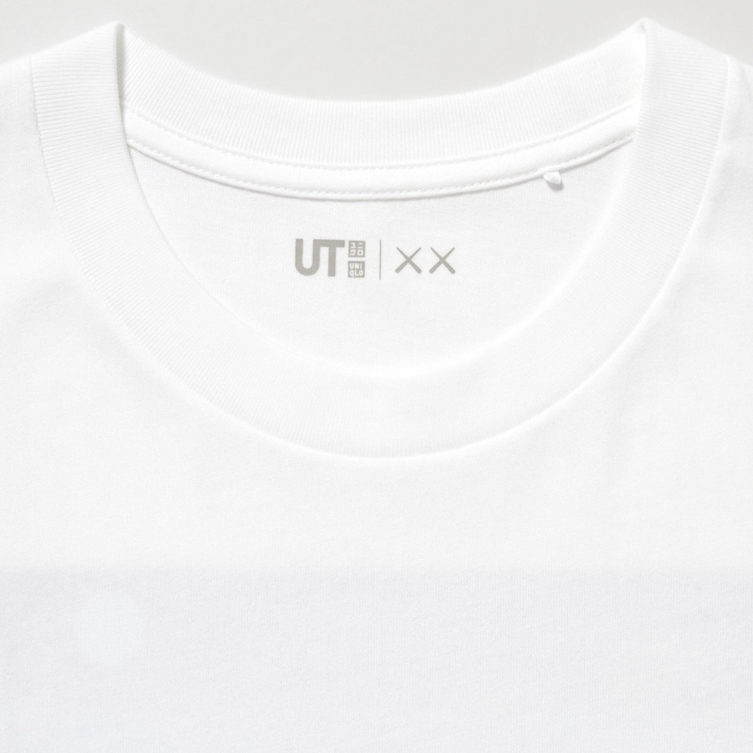 UNIQLO(ユニクロ)のkaws カウズ UT 半袖 XXL メンズのトップス(Tシャツ/カットソー(半袖/袖なし))の商品写真