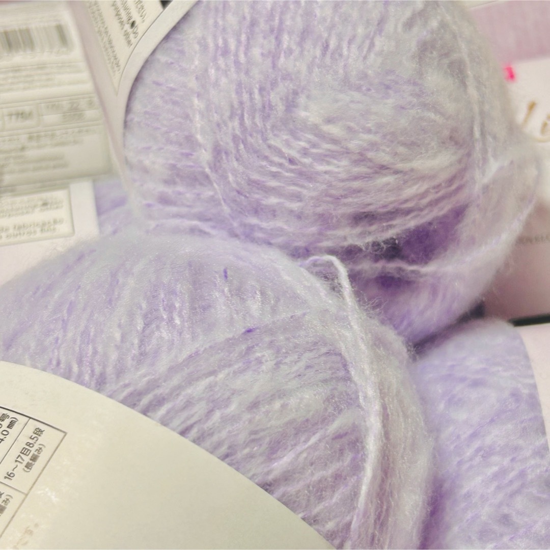 DAISO(ダイソー)の毛糸 リトルカラー ペールアイリス 8個 新品 ハンドメイドの素材/材料(生地/糸)の商品写真