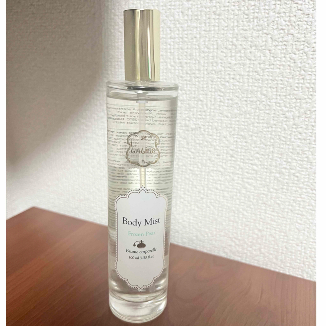 Laline(ラリン)の【新品・未使用】ラリン　ボディミスト　フローズンペア　100ml コスメ/美容の香水(香水(女性用))の商品写真