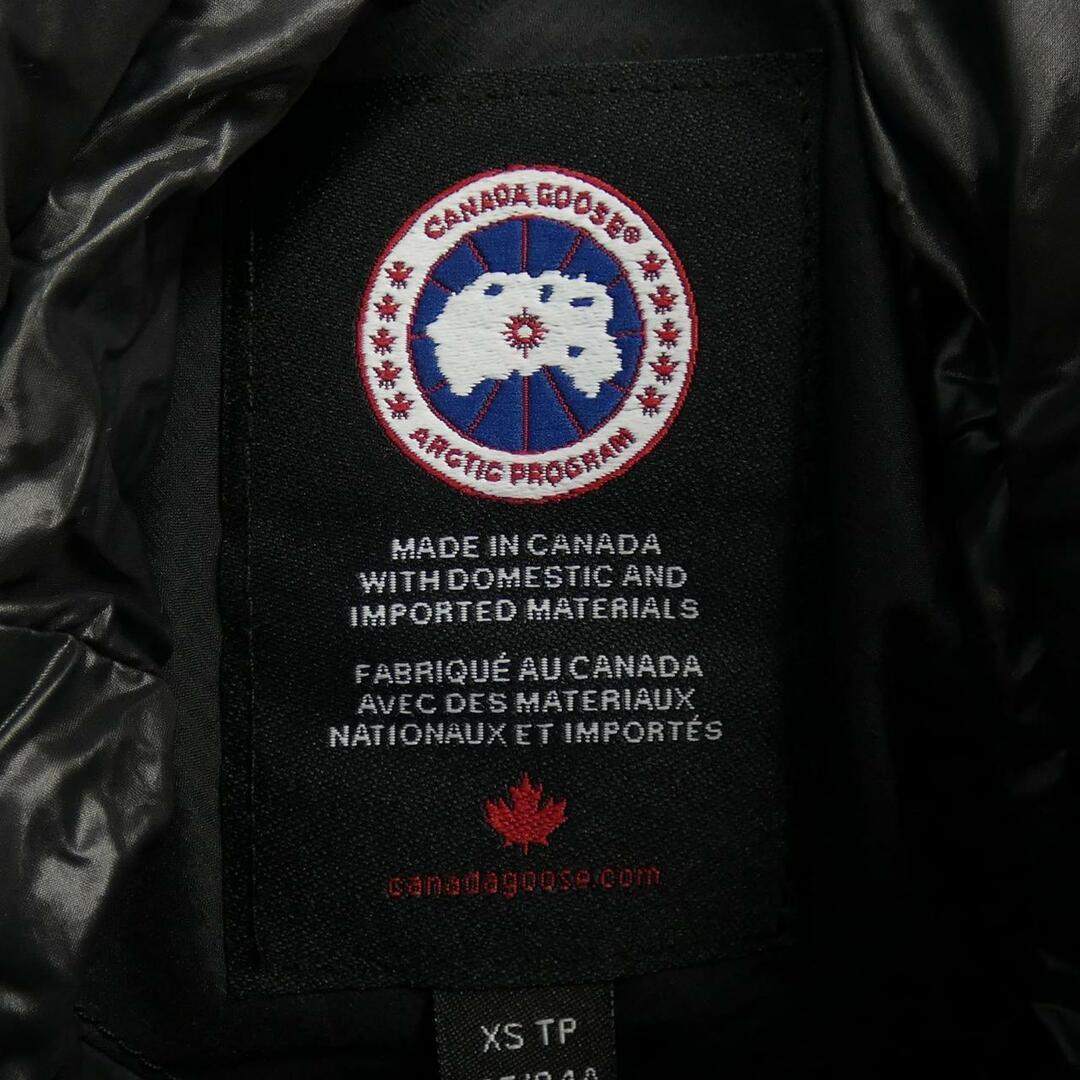 CANADA GOOSE(カナダグース)のカナダグース CANADA GOOSE ダウンジャケット レディースのジャケット/アウター(テーラードジャケット)の商品写真