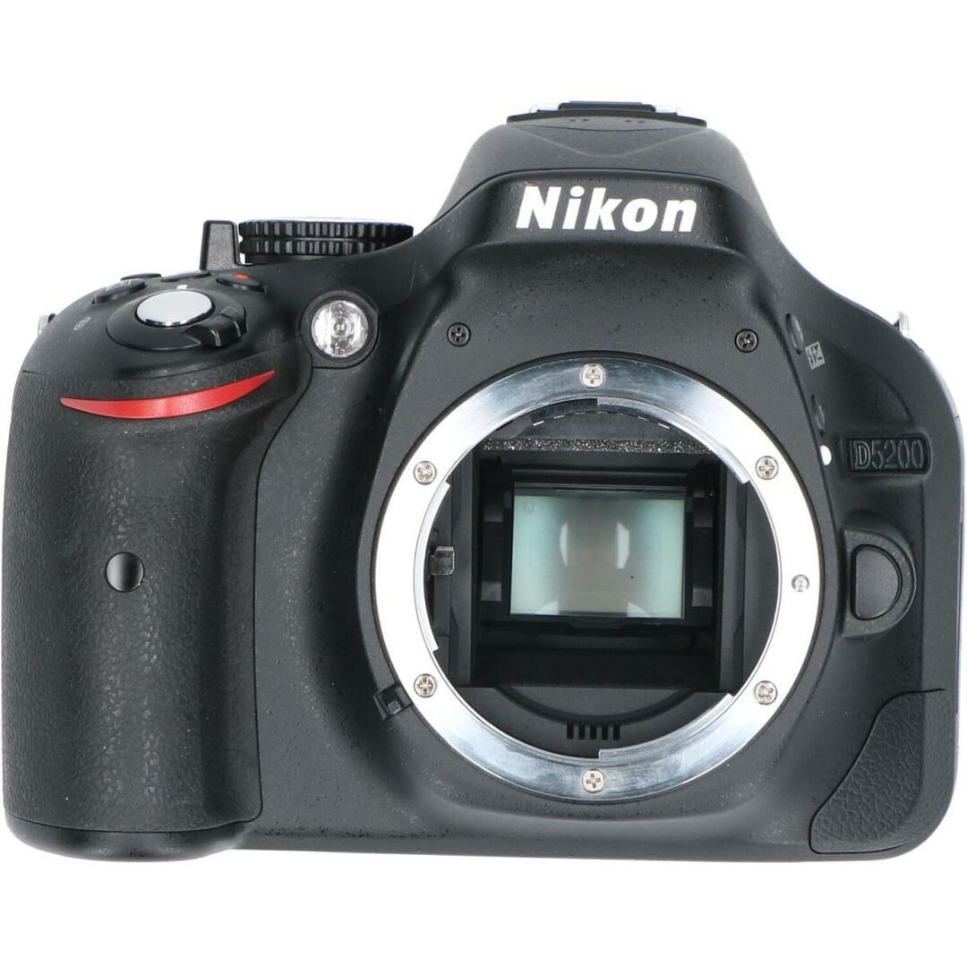 Nikon(ニコン)のＮＩＫＯＮ　Ｄ５２００ スマホ/家電/カメラのカメラ(デジタル一眼)の商品写真