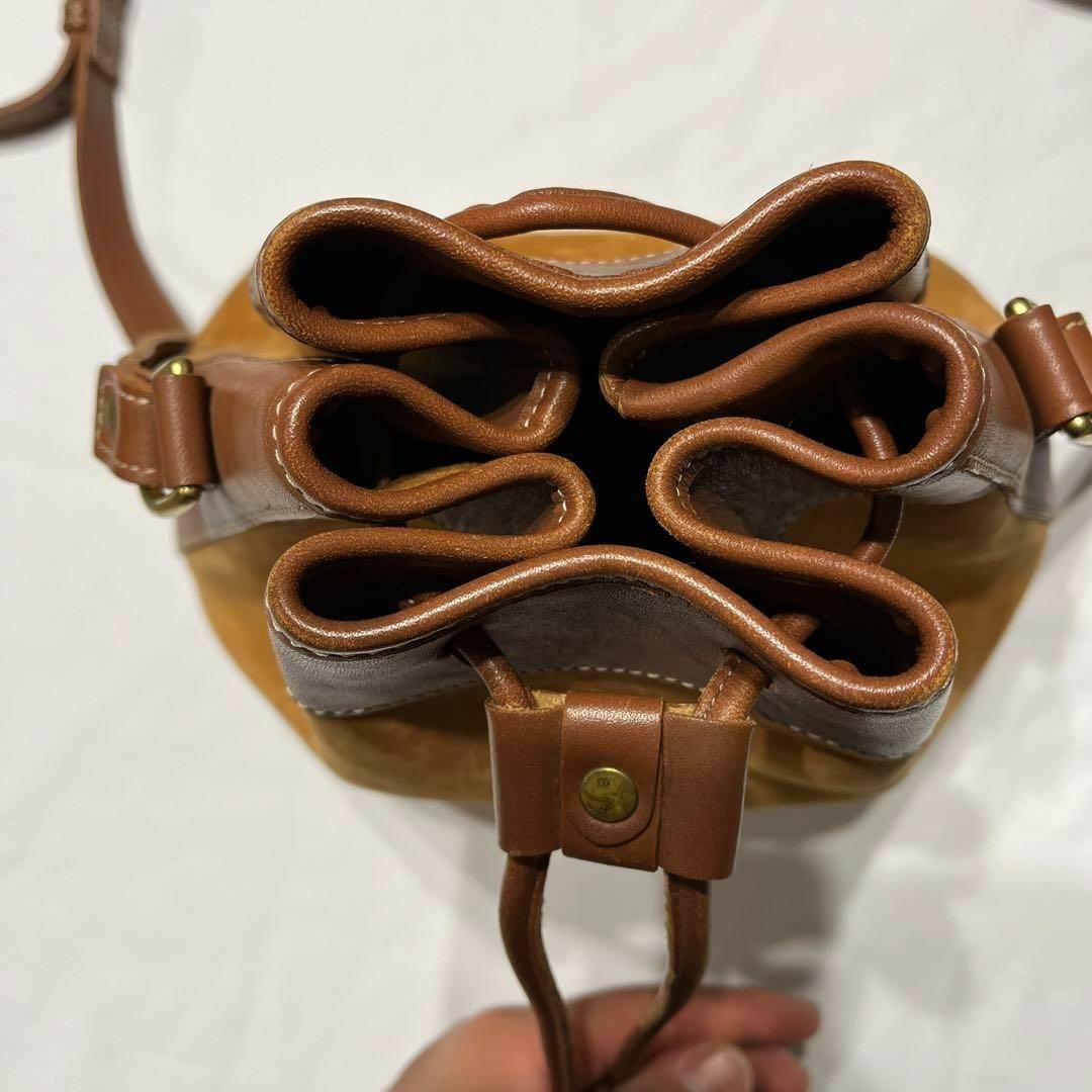 McGUIRE NICHOLASマグガイアニコルス ショルダーバッグ ブラウン レディースのバッグ(ショルダーバッグ)の商品写真