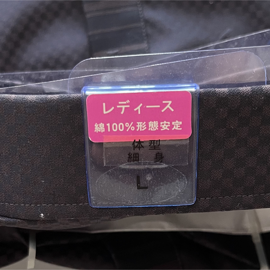 JETSETTER SUPER FABRIC カッコいいブラウス 茶 細身L レディースのトップス(シャツ/ブラウス(長袖/七分))の商品写真