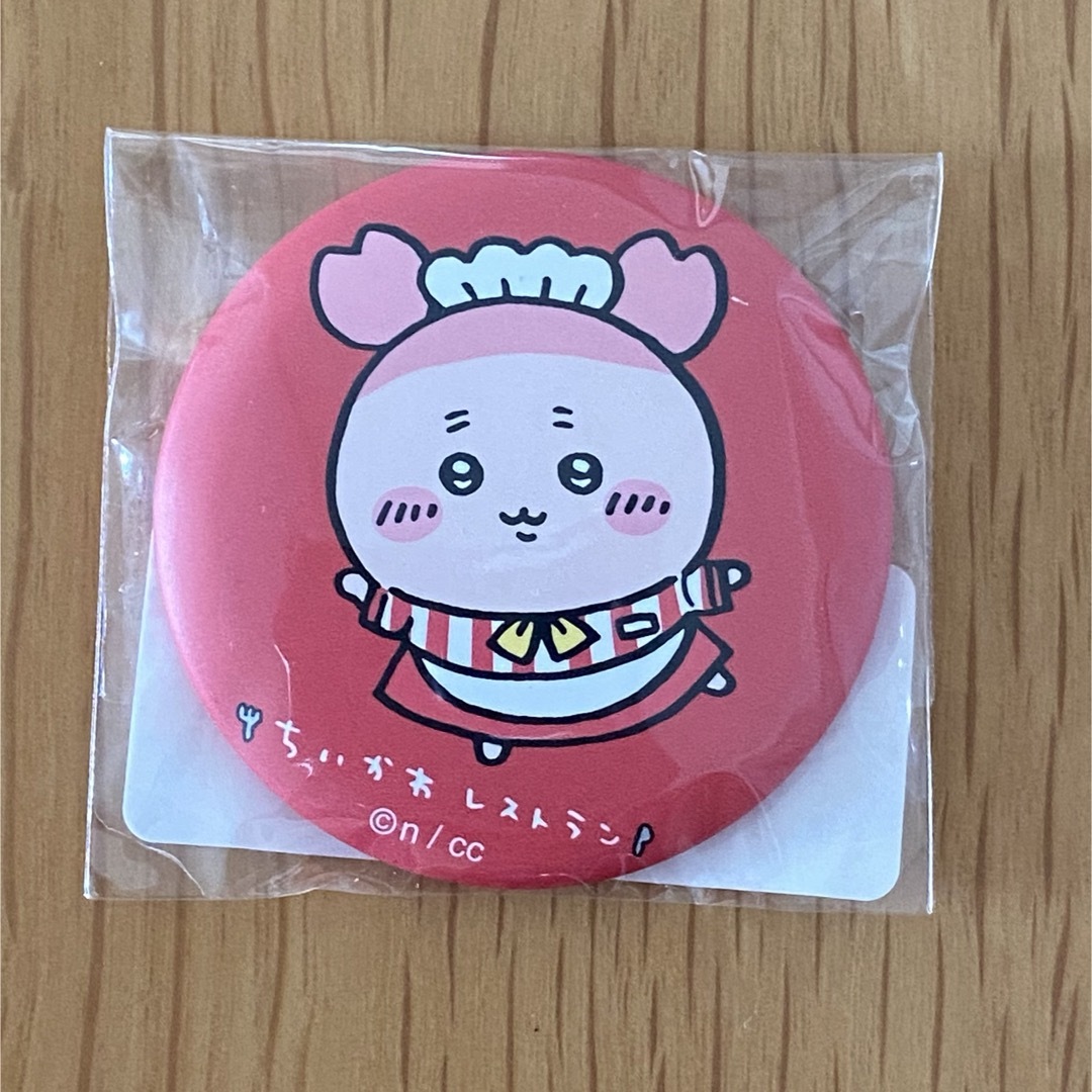 ちいかわ(チイカワ)のちいかわ レストラン 缶バッジ カニちゃん(古本屋) エンタメ/ホビーのアニメグッズ(バッジ/ピンバッジ)の商品写真