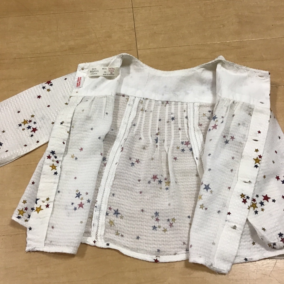 ZARA(ザラ)のZARA ベビーガール　ブラウス キッズ/ベビー/マタニティのキッズ服女の子用(90cm~)(ワンピース)の商品写真