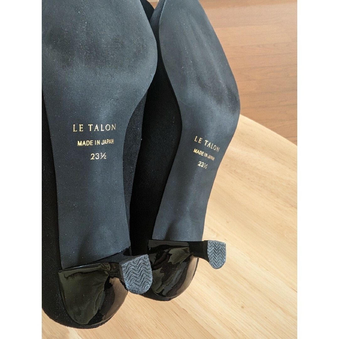 Le Talon(ルタロン)の美品♪LE TALON　4.5cmポインテッドプレートリボンパンプス レディースの靴/シューズ(ハイヒール/パンプス)の商品写真