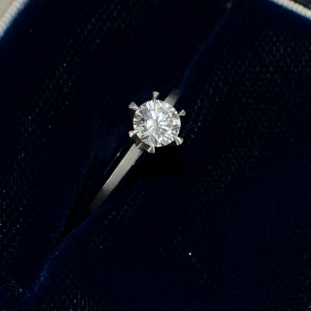 松坂屋　ダイヤモンド　0.59ct　証明書付 レディースのアクセサリー(リング(指輪))の商品写真