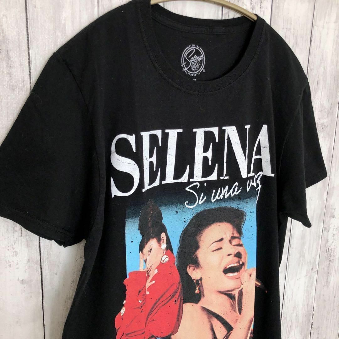 MUSIC TEE(ミュージックティー)のバンドＴシャツ　ミュージックティー　セレーナ　サイズＭ　黒ブラック半袖メンズ古着 メンズのトップス(Tシャツ/カットソー(半袖/袖なし))の商品写真