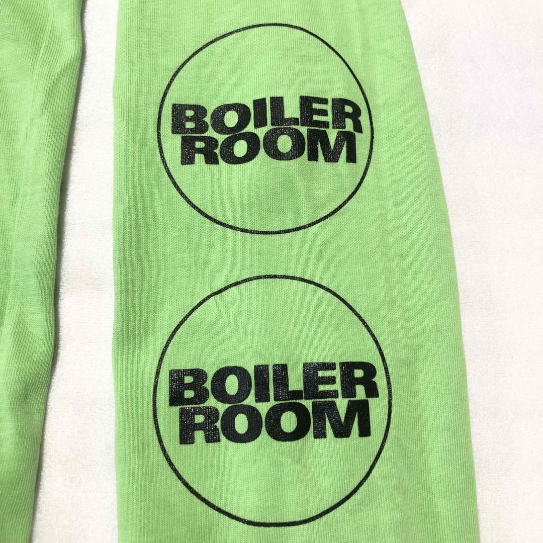 【美品】BOILER ROOMボイラールーム ロゴラインTシャツ 蛍光グリーンM メンズのトップス(Tシャツ/カットソー(七分/長袖))の商品写真