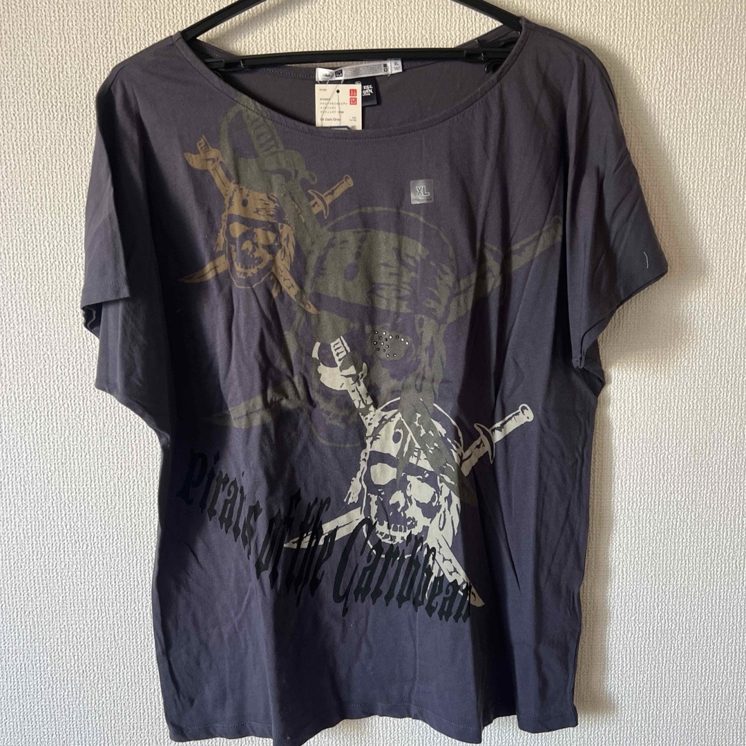 UNIQLO(ユニクロ)の新品タグ付●ユニクロ パイレーツオブカリビアンTシャツ XL レディースのトップス(Tシャツ(半袖/袖なし))の商品写真