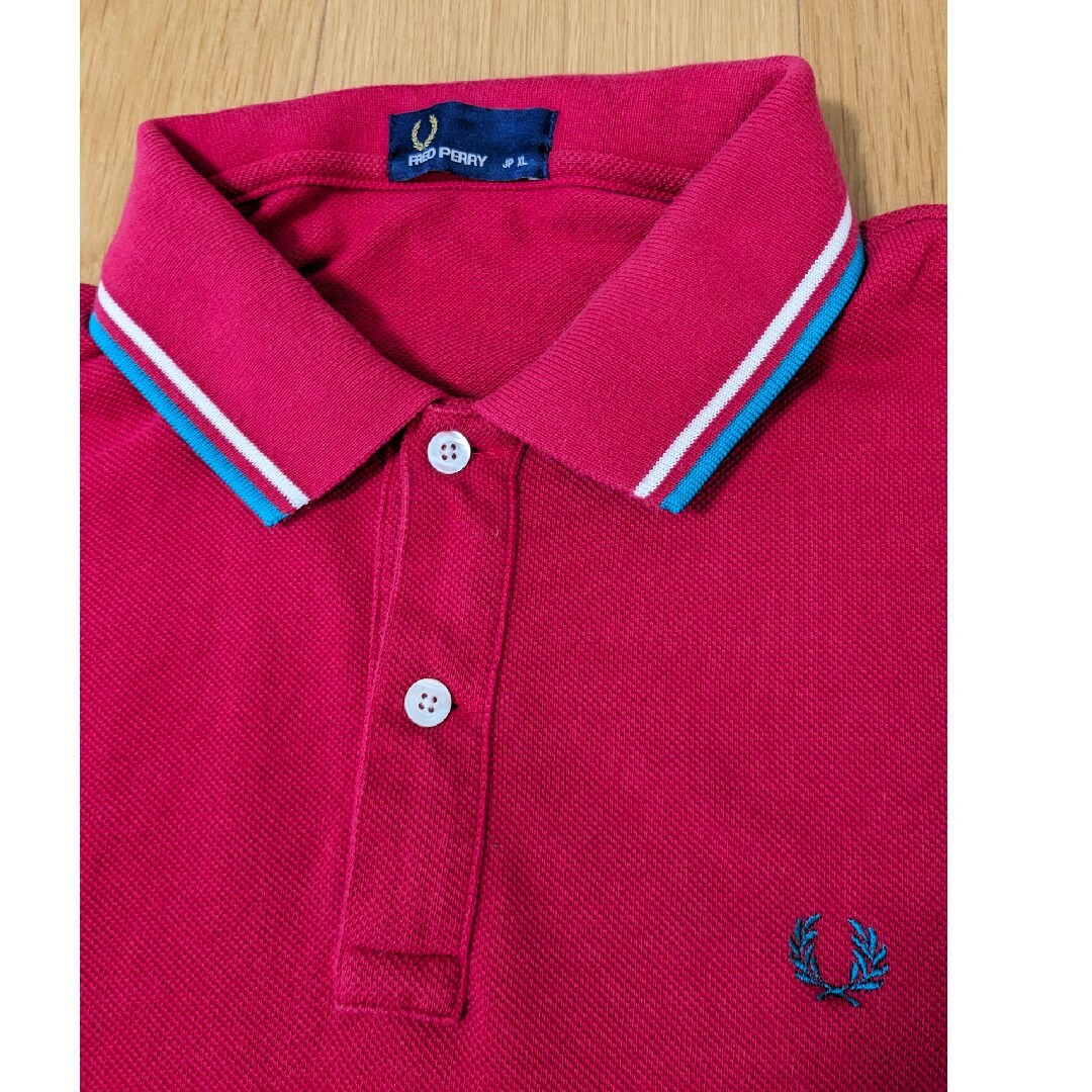 FRED PERRY(フレッドペリー)の美品　フレッドペリー　FREDPERRY 赤　ピンク　XL メンズのトップス(ポロシャツ)の商品写真