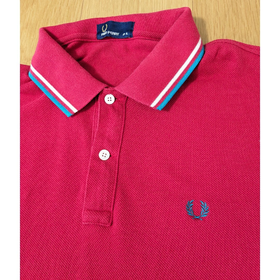 FRED PERRY(フレッドペリー)の美品　フレッドペリー　FREDPERRY 赤　ピンク　XL メンズのトップス(ポロシャツ)の商品写真