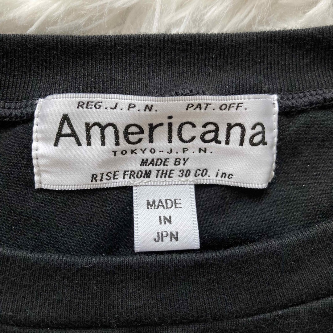 AMERICANA(アメリカーナ)の美品　アメリカーナフレンチスリーブTシャツ　ブラック　ロゴ　コットン メンズのトップス(Tシャツ/カットソー(半袖/袖なし))の商品写真