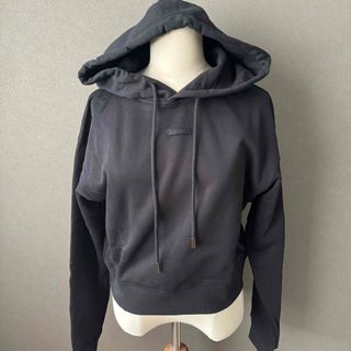 新品　ジャックムスJacquemus Le Hoodie フーディー(パーカー)