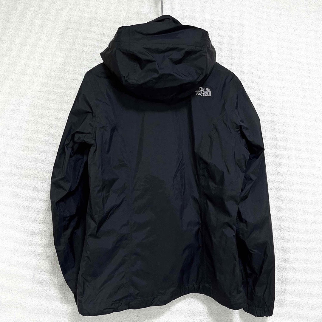 THE NORTH FACE(ザノースフェイス)の美品人気 ノースフェイス マウンテンパーカー レディースS 透湿防水 フード収納 レディースのジャケット/アウター(ナイロンジャケット)の商品写真