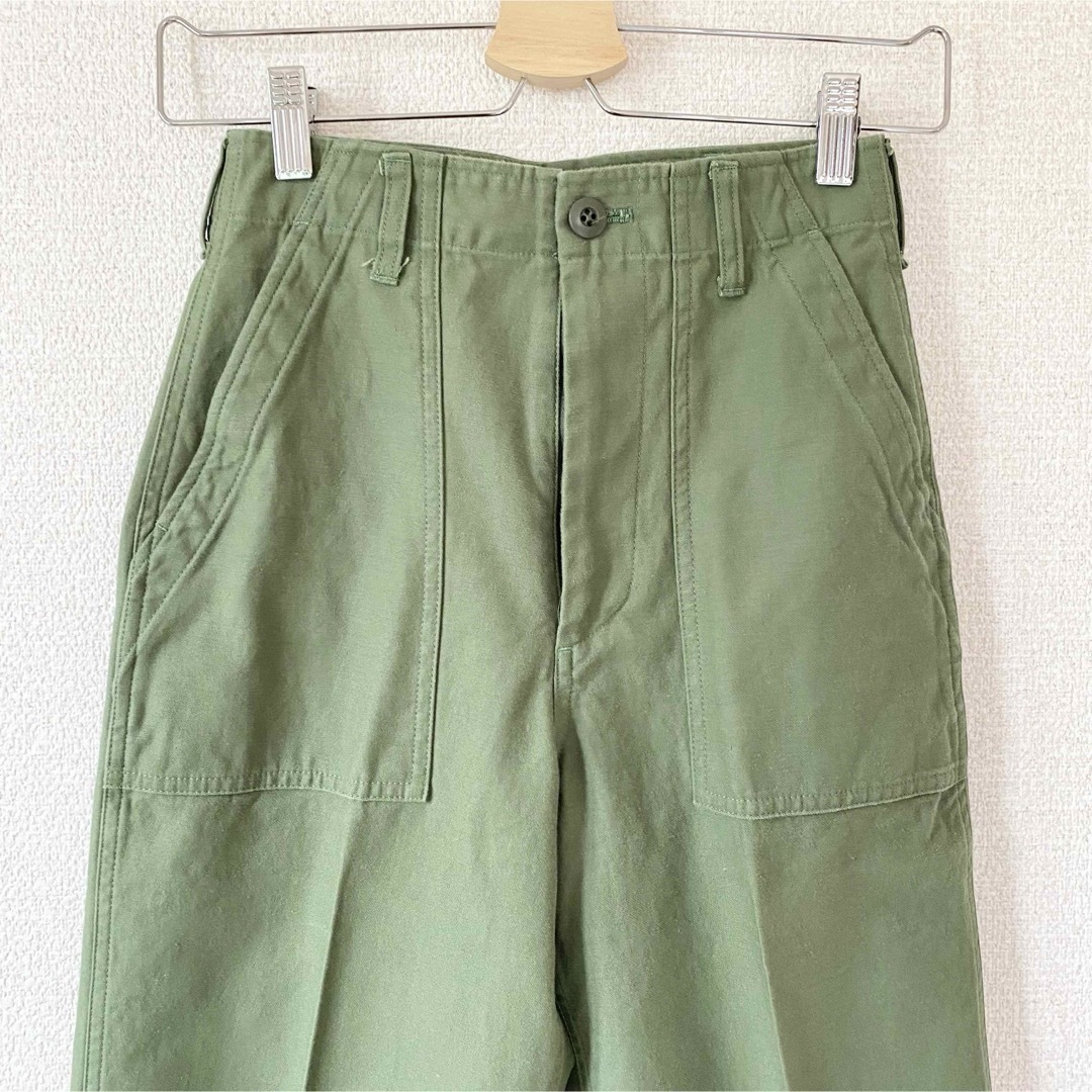 Shinzone(シンゾーン)のTHE SHINZONE BAKER PANTS P0 KHAKI カーキ レディースのパンツ(カジュアルパンツ)の商品写真