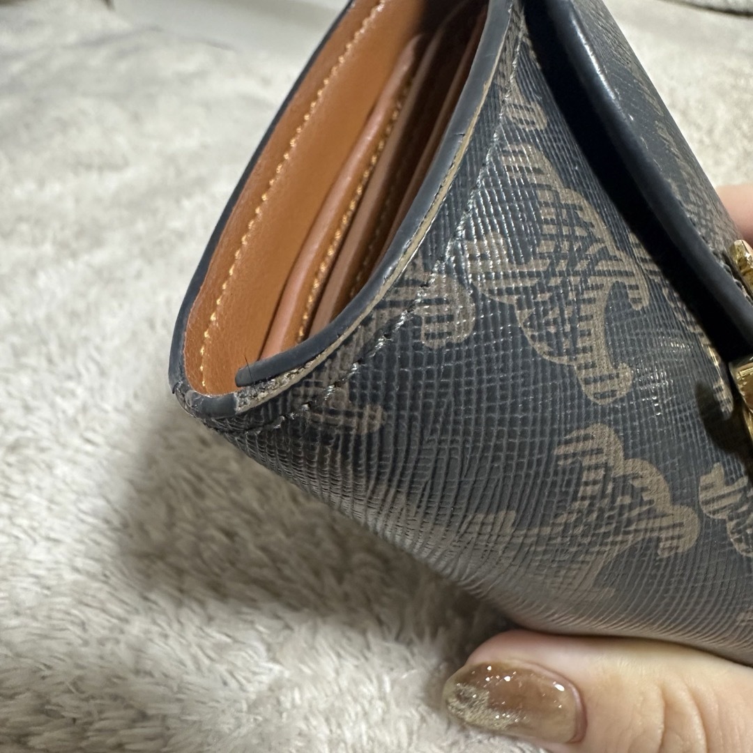 celine(セリーヌ)のセリーヌ　トリオンフ　タン　三つ折り財布 レディースのファッション小物(財布)の商品写真