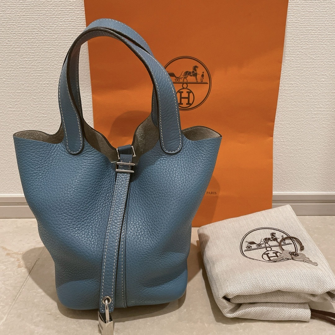 Hermes(エルメス)の美品！エルメス ピコタンロックPM 18 ブルージーン シルバー金具 レディースのバッグ(ハンドバッグ)の商品写真