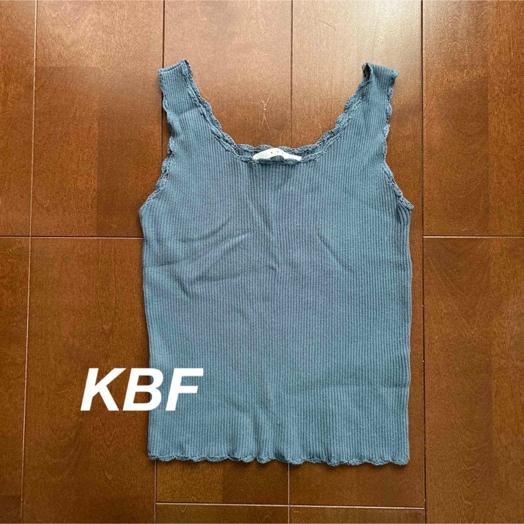 KBF(ケービーエフ)の【KBF】タンクトップ レディースのトップス(タンクトップ)の商品写真