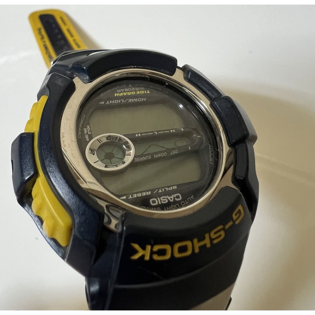 G-SHOCK(ジーショック)のG-SHOCK DWX-110PS トリプルクラウン メンズの時計(腕時計(デジタル))の商品写真