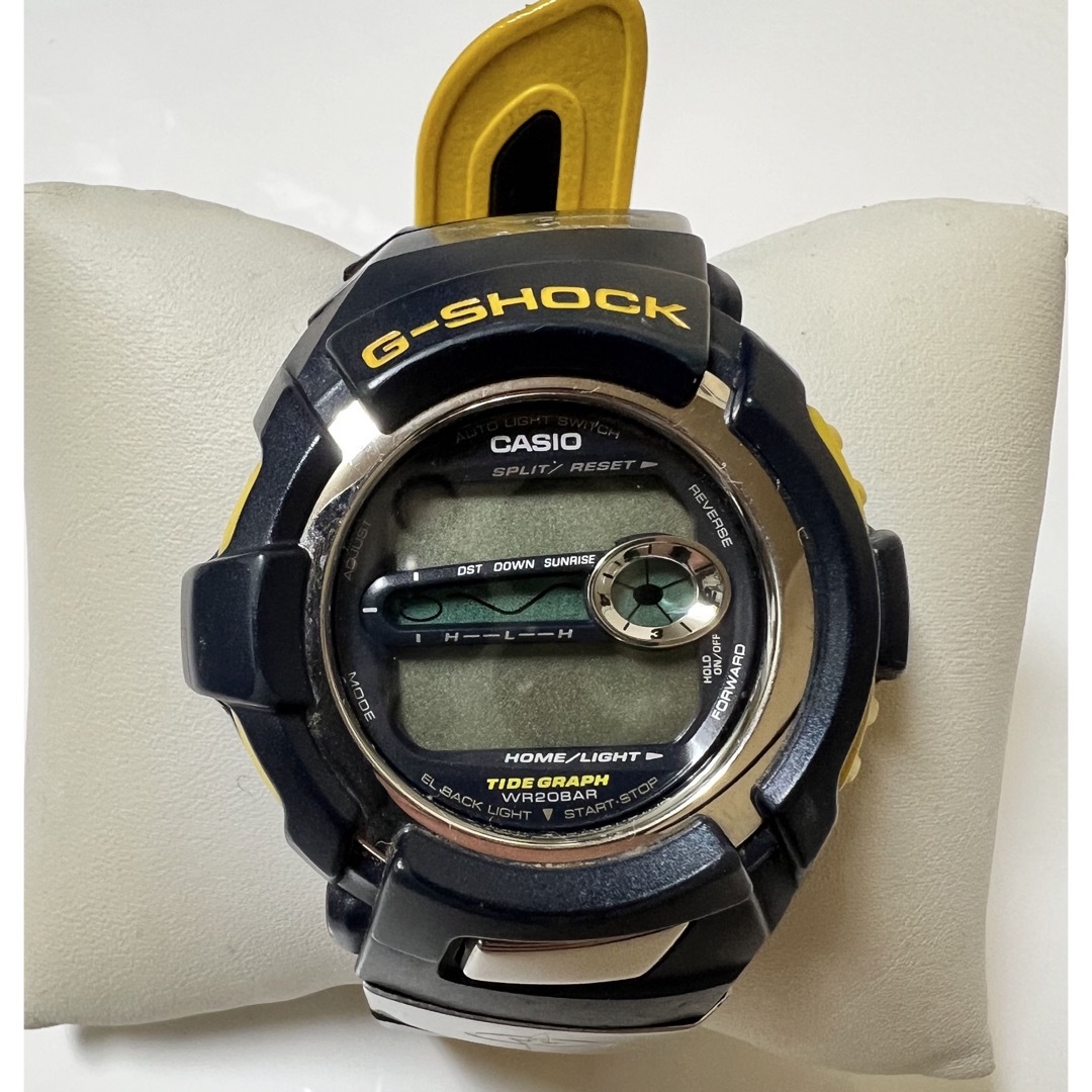 G-SHOCK(ジーショック)のG-SHOCK DWX-110PS トリプルクラウン メンズの時計(腕時計(デジタル))の商品写真