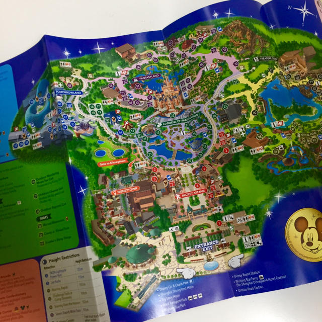 Disney 上海ディズニー園内マップの通販 By Trati ディズニーならラクマ